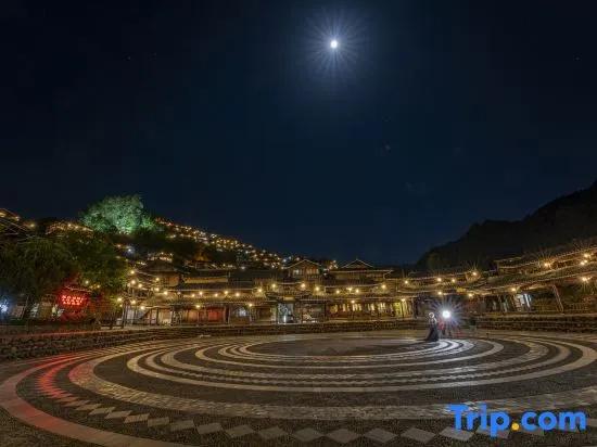 Xijiang Mishan Residence Scenic Homestay Qianhu Miao Village(No.4 Fengyu Bridge Museum Store)