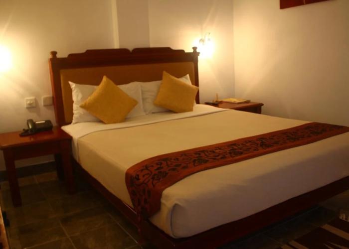 Olympus Plaza Hotel
