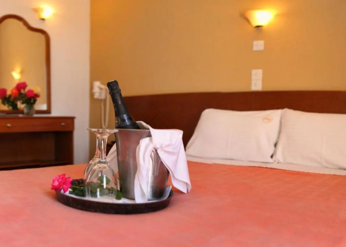 Pasiphae Hotel
