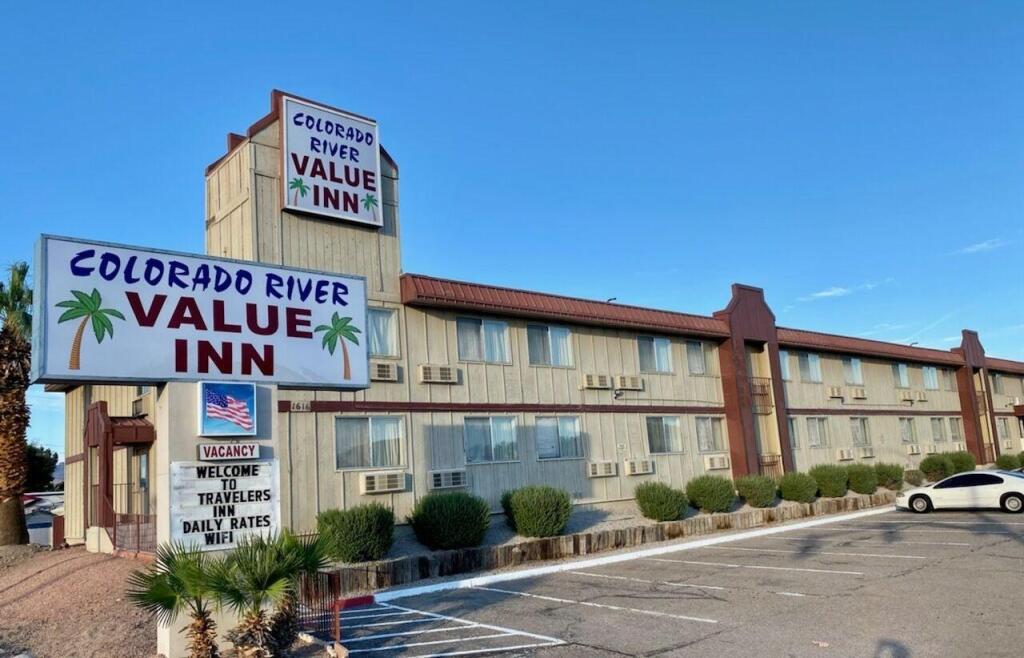 Colorado River Value Inn