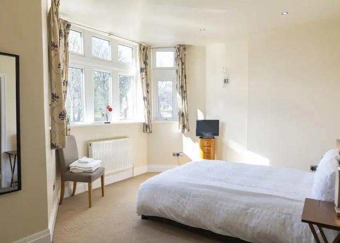 Luxury Apt No 1 - Two Bed Apartment