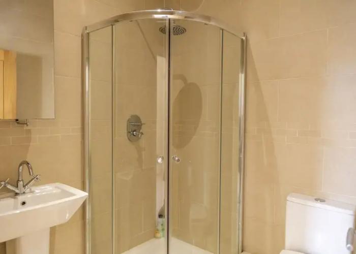 Luxury Apt No 1 - Two Bed Apartment
