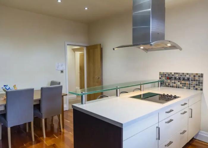 Luxury Apt No 1 - Two Bed Apartment