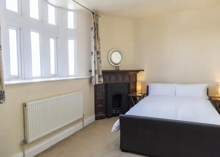 Luxury Apt No 1 - Two Bed Apartment