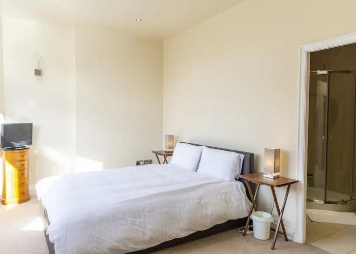 Luxury Apt No 1 - Two Bed Apartment