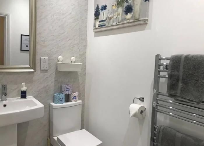Stylish Modern 3-bed House nr Manchester City ctr