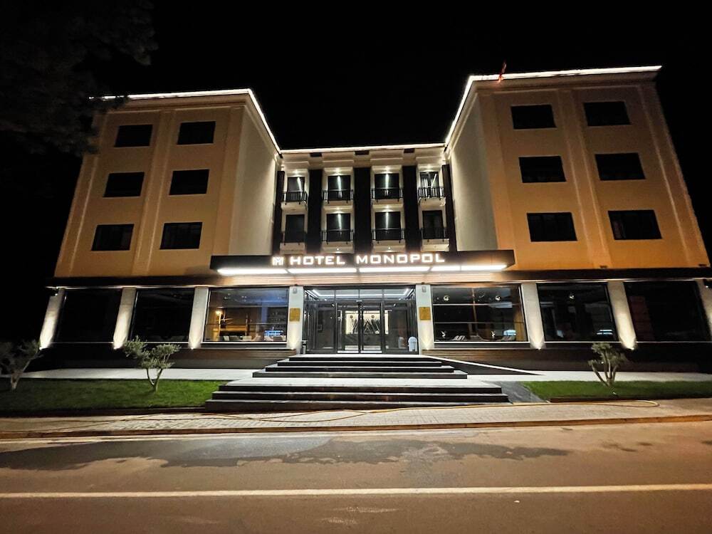 Hotel Monopol