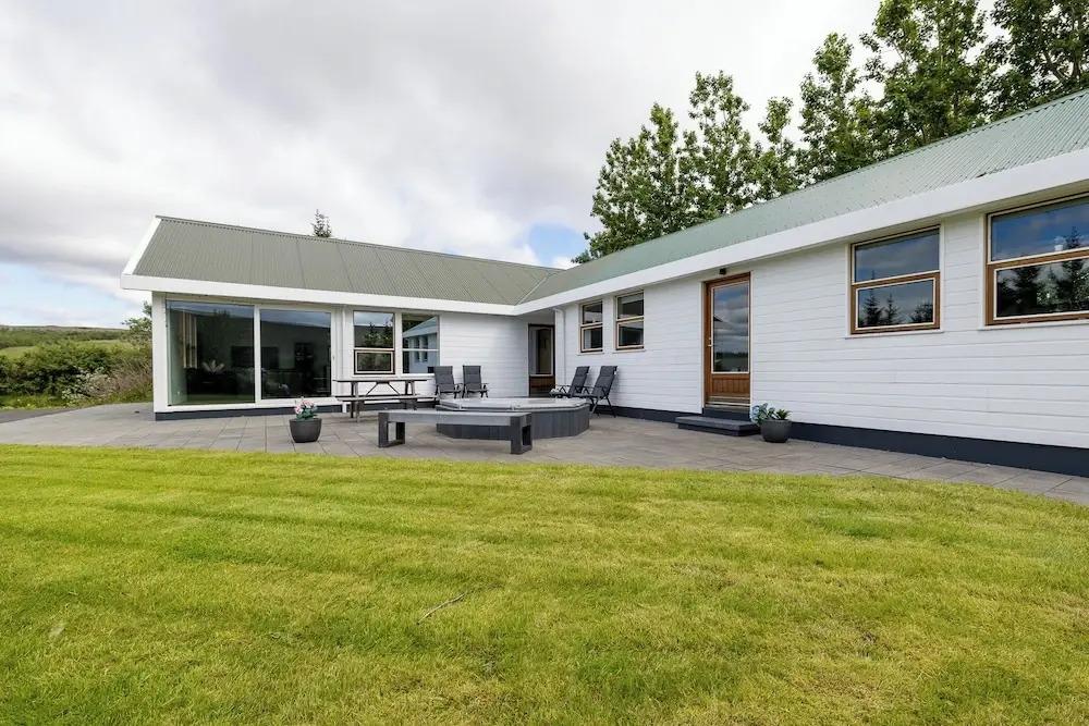 Laugavellir House and Tower Suite