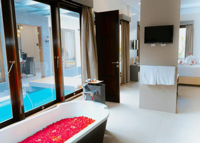 Luxotic Private Villa and Resort