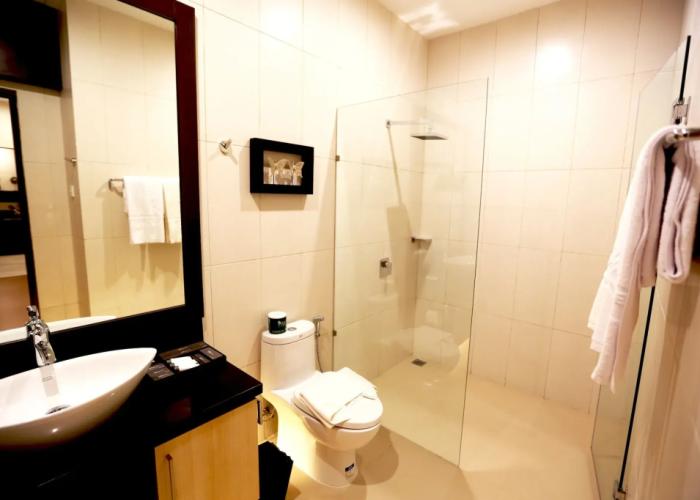 Luxotic Private Villa and Resort