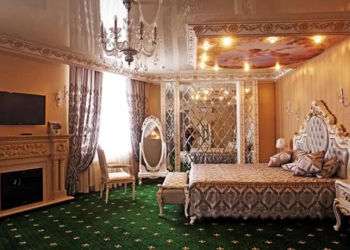 Garden Hotel