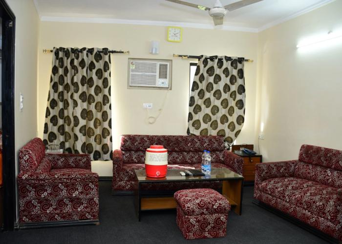 Hotel Dolphin