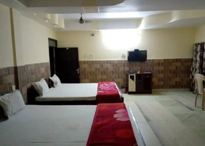 Goroomgo Prateek Residency Digha