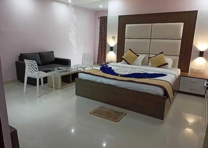 Hotel Dayal International