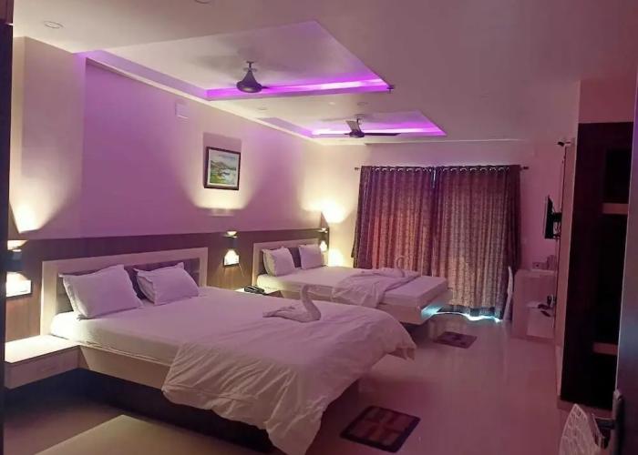 Hotel Dayal International
