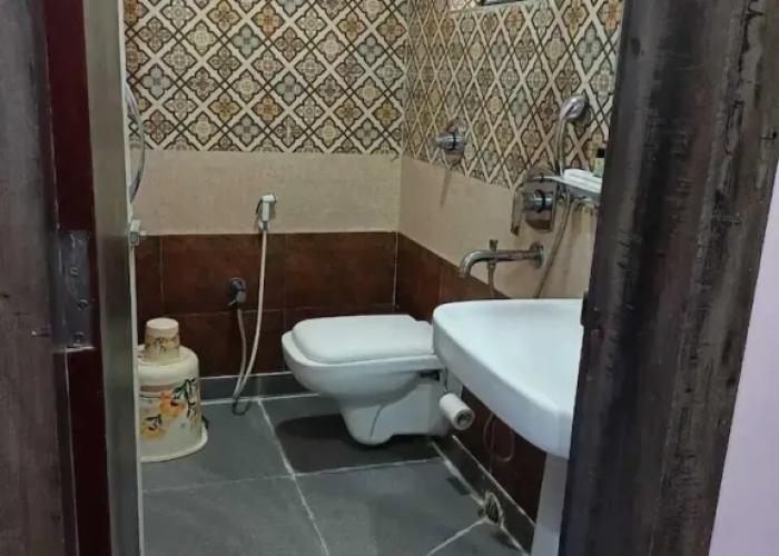 Hotel Dayal International