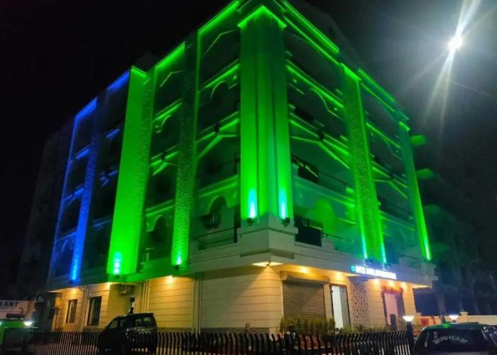 Hotel Dayal International