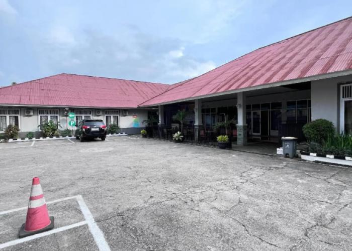 Emer One Tanah Datar