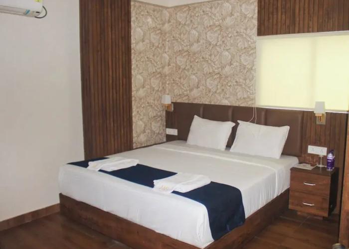 Hotel Pavitra