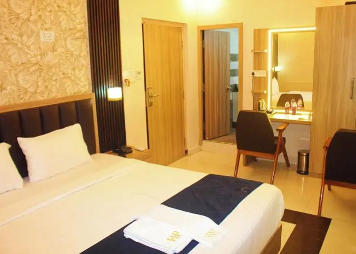 Hotel Pavitra