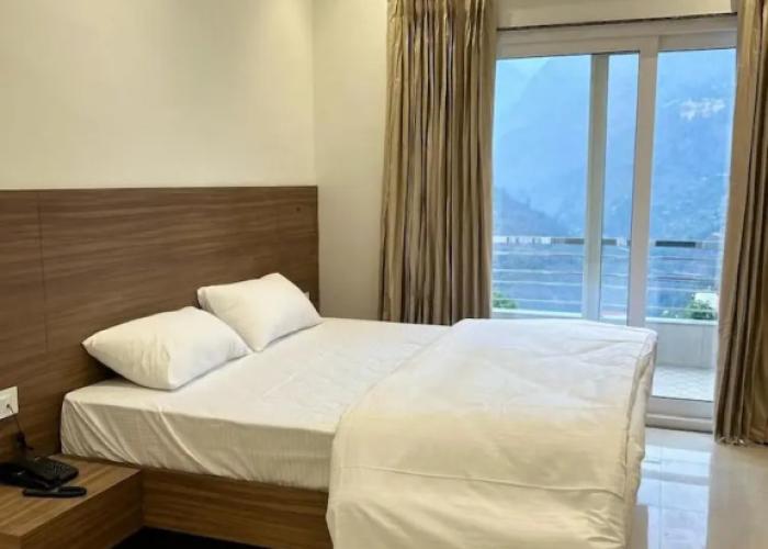 Shiv Kedar Hotel