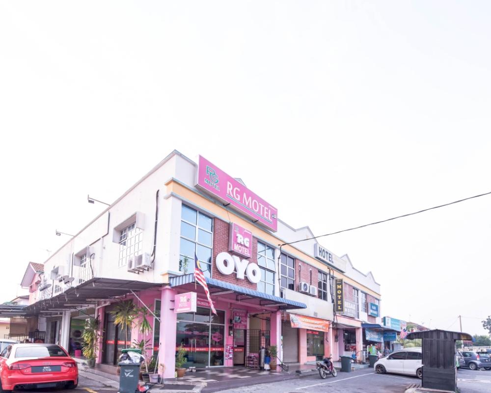 OYO 89348 RG Motel