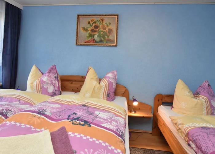 Geraeumige Ferienwohnung mit Garten in Brusow