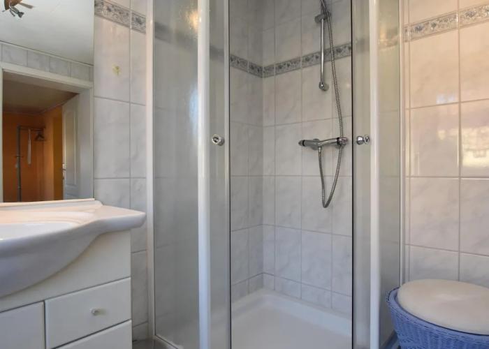 Geraeumige Ferienwohnung mit Garten in Brusow