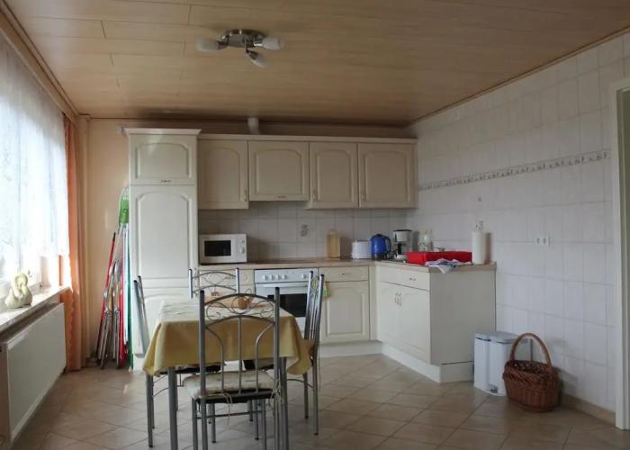Geraeumige Ferienwohnung mit Garten in Brusow