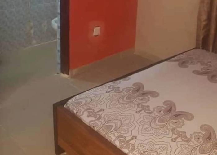 Momak 6 Hotel & Suites