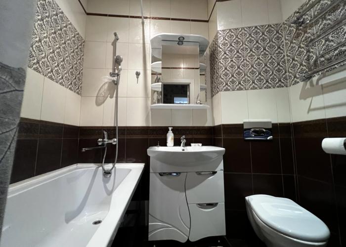AlexHome RP Sverdlovskiy Stroiteley 6 Flat