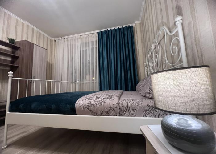 AlexHome RP Sverdlovskiy Zarechnaya 9 Flat