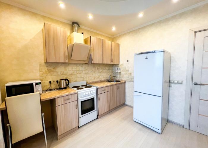 Kvartira Alexhome Rp Sverdlovskiy Zarechnaya 3 Apartments