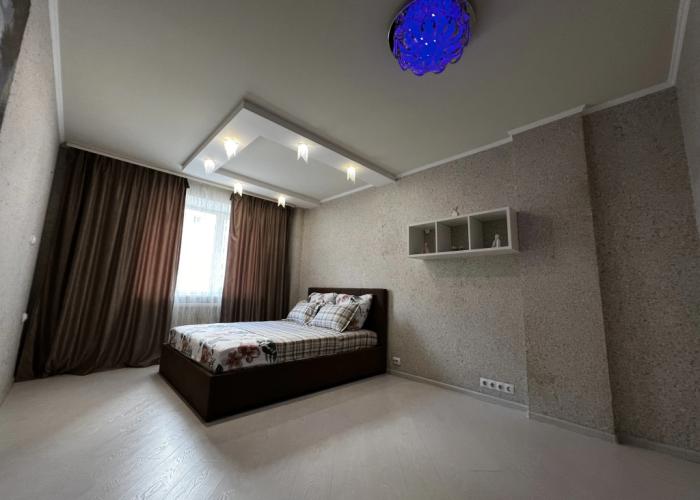 Kvartira Alexhome Rp Sverdlovskiy Mikhaila Marchenko 8 Apartments