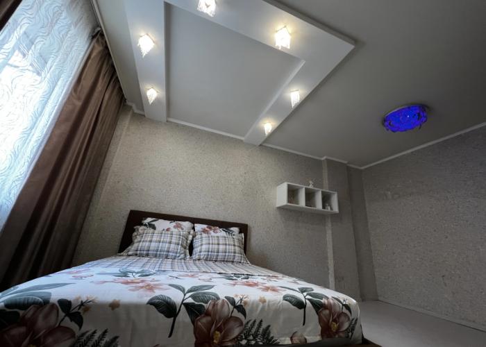Kvartira Alexhome Rp Sverdlovskiy Mikhaila Marchenko 8 Apartments