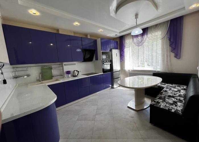 Kvartira Alexhome Rp Sverdlovskiy Mikhaila Marchenko 8 Apartments