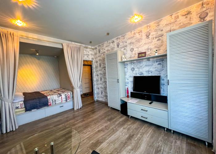 Kvartira Alexhome Rp Sverdlovskiy Molodezhnaya 2 Apartments
