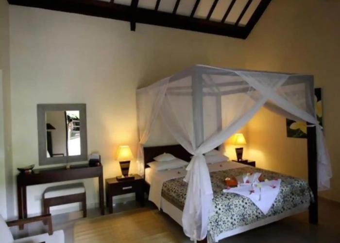 Frangipani Beach Hotel