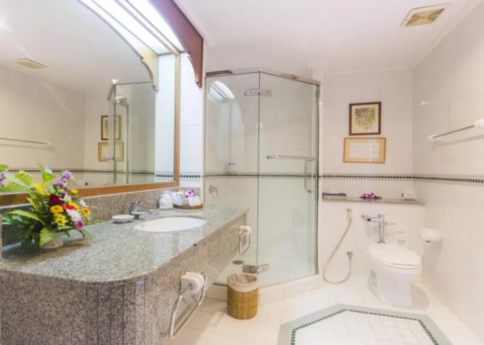 Amora Beach Resort Phuket
