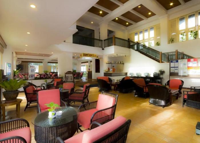 Amora Beach Resort Phuket