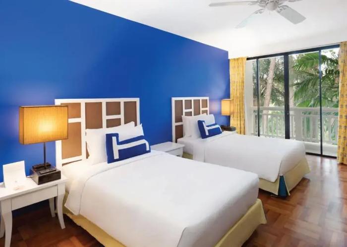 Homm Suites Laguna