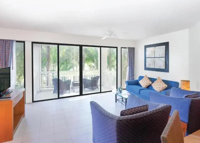 Homm Suites Laguna