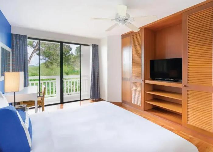 Homm Suites Laguna