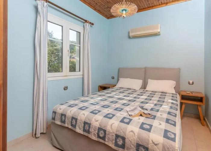 Limani Walk to Beach Sea Views A C Car Not Required - 303