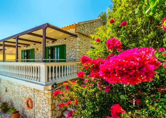 Villa Anastasia Large Private Pool Walk to Beach Sea Views A C Wifi Car Not Required - 2248