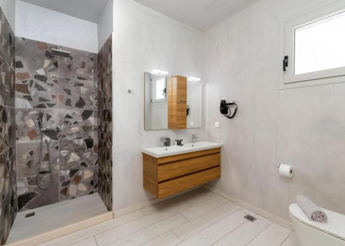 Tania Villa - Elegant 4 BR Villa With Private Pool