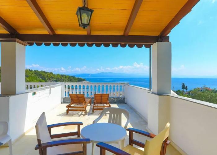 Faros Ena in Gaios With 1 Bedrooms and 1 Bathrooms