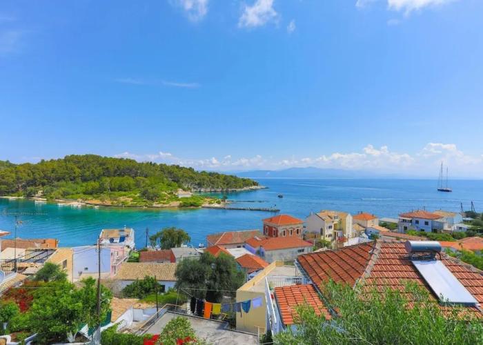 Faros Ena in Gaios With 1 Bedrooms and 1 Bathrooms