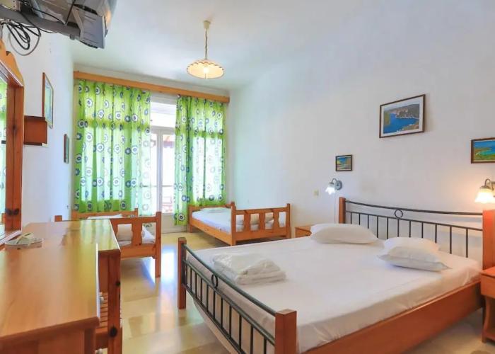 Faros Ena in Gaios With 1 Bedrooms and 1 Bathrooms