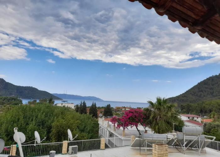 Akdeniz Pansiyon Bed&Breakfast